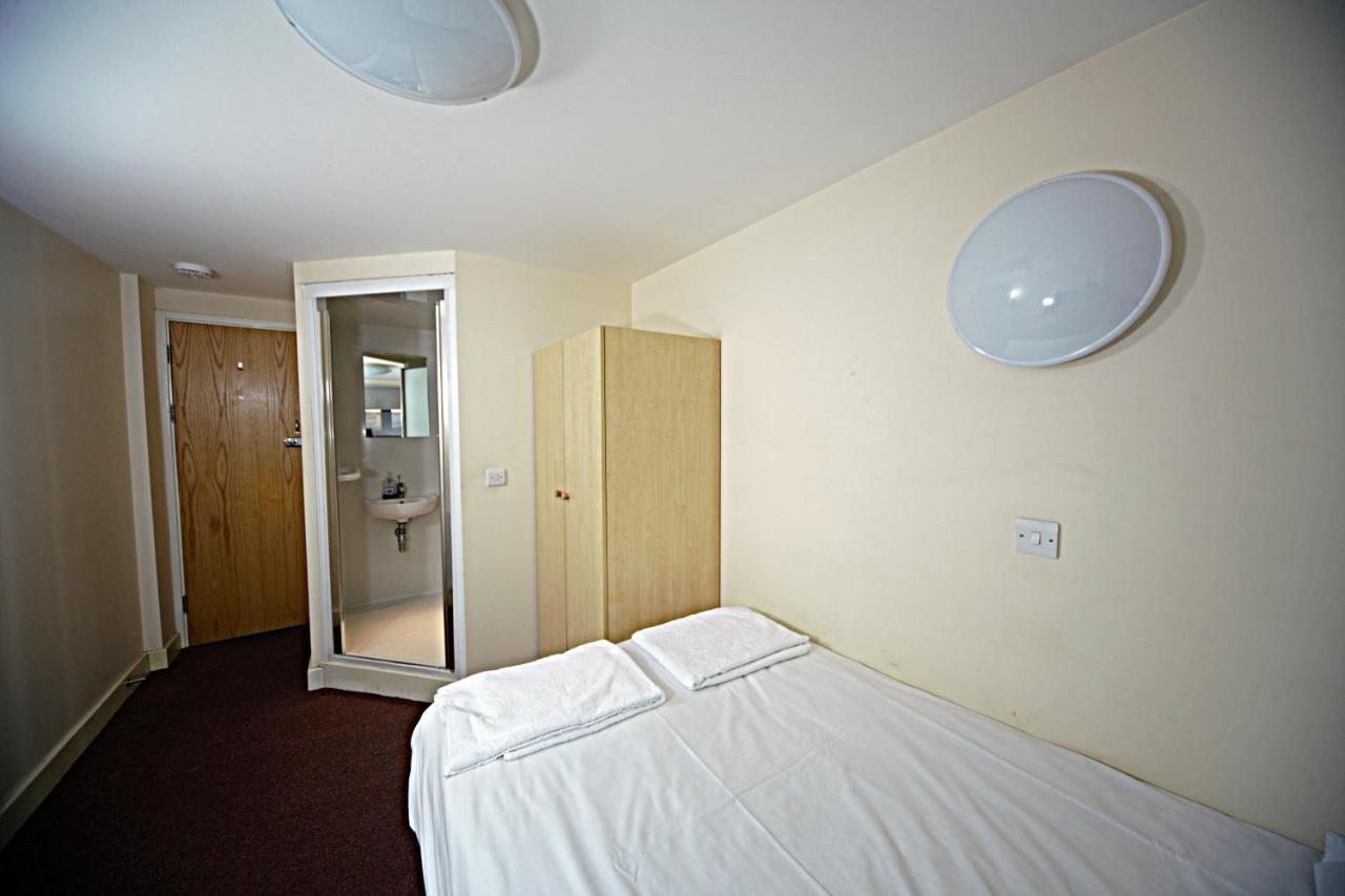 Trigg Hall Bradford  Exterior foto